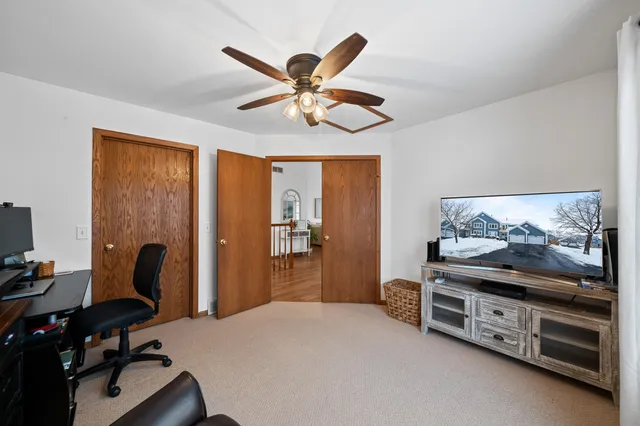 $349,000 | 1085 Lakeland Drive, Unit 923, Geneva, WI 53147