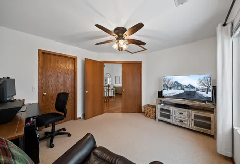 $349,000 | 1085 Lakeland Drive, Unit 923, Geneva, WI 53147