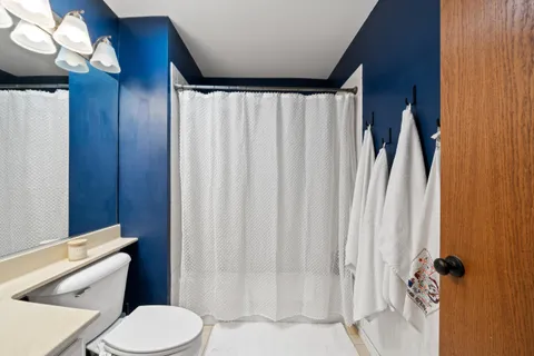 $349,000 | 1085 Lakeland Drive, Unit 923, Geneva, WI 53147