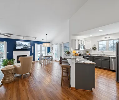 $349,000 | 1085 Lakeland Drive, Unit 923, Geneva, WI 53147