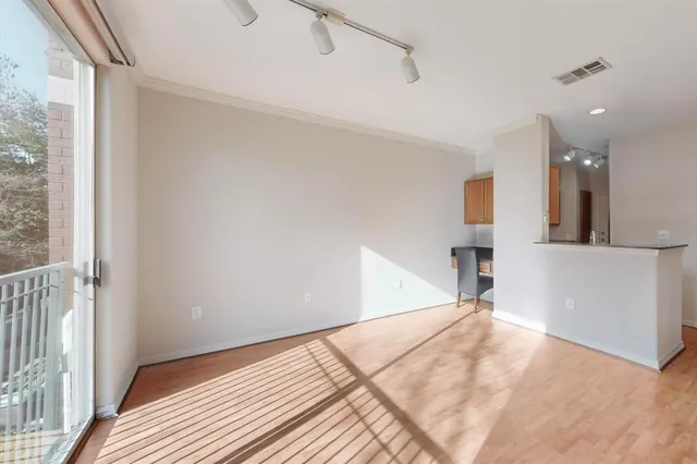 $1,875 | 330 Las Colinas Boulevard East, Unit 246, Irving, TX 75039