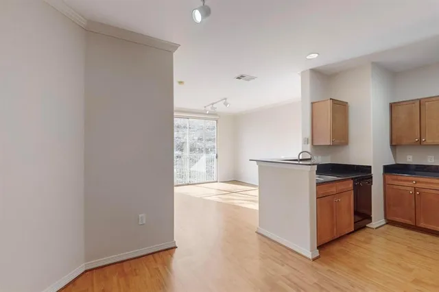 $1,875 | 330 Las Colinas Boulevard East, Unit 246, Irving, TX 75039