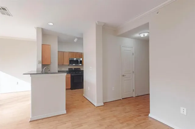 $1,875 | 330 Las Colinas Boulevard East, Unit 246, Irving, TX 75039