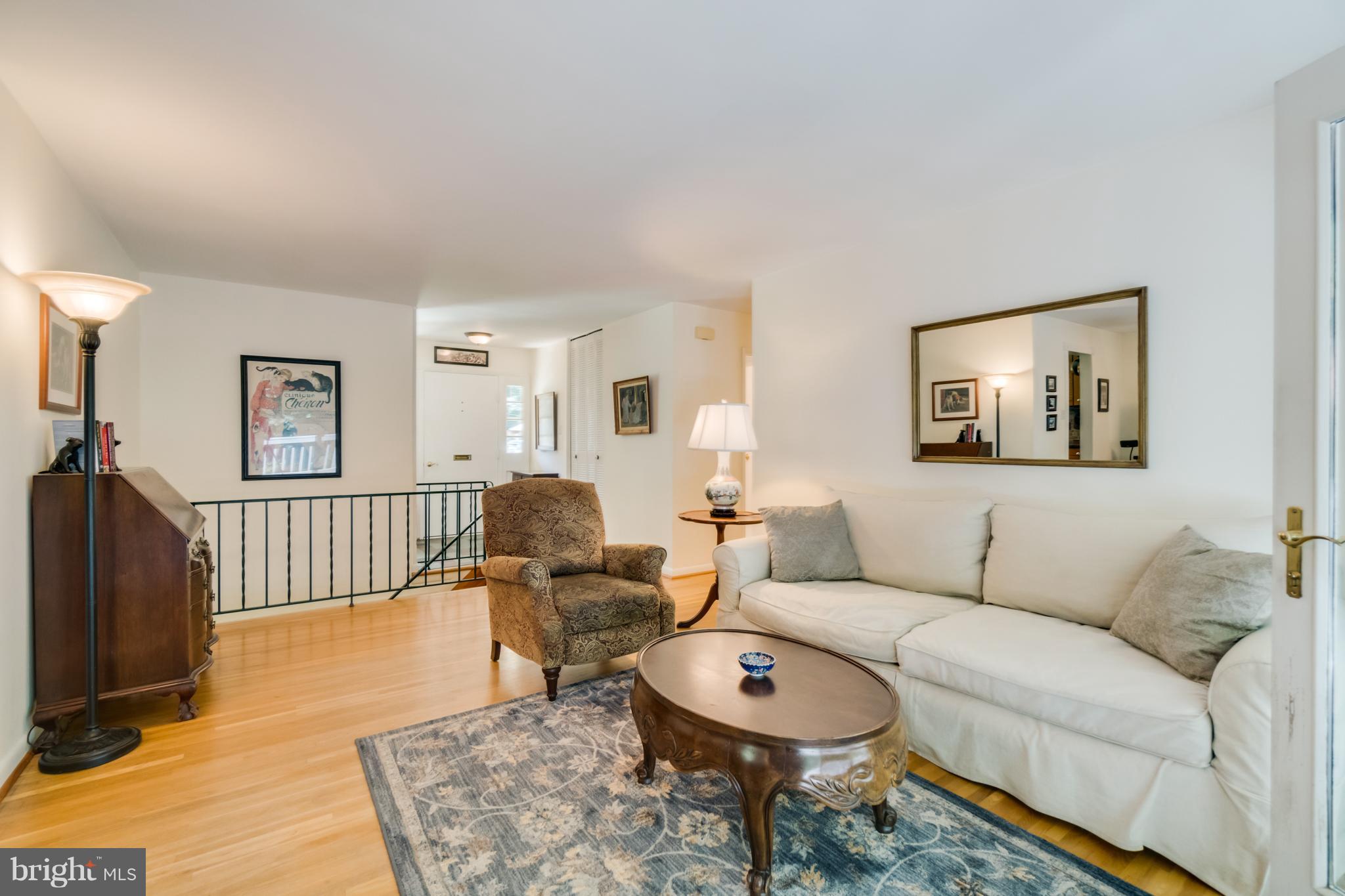 7712 Heming Place Springfield, VA 22151 - Photo 14 of 29 a living room with furniture and a rug