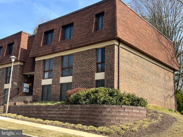 $305,000 | 5245 West Running Brook Road, Unit 101, Columbia, MD 21044