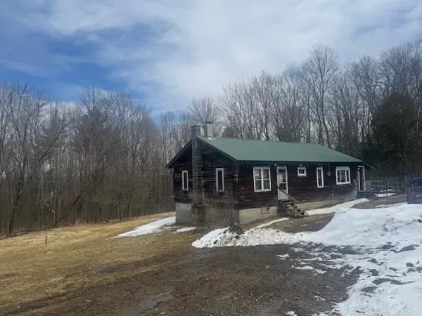 $219,000 | 799 Tallman Road, Elmore, VT 05680