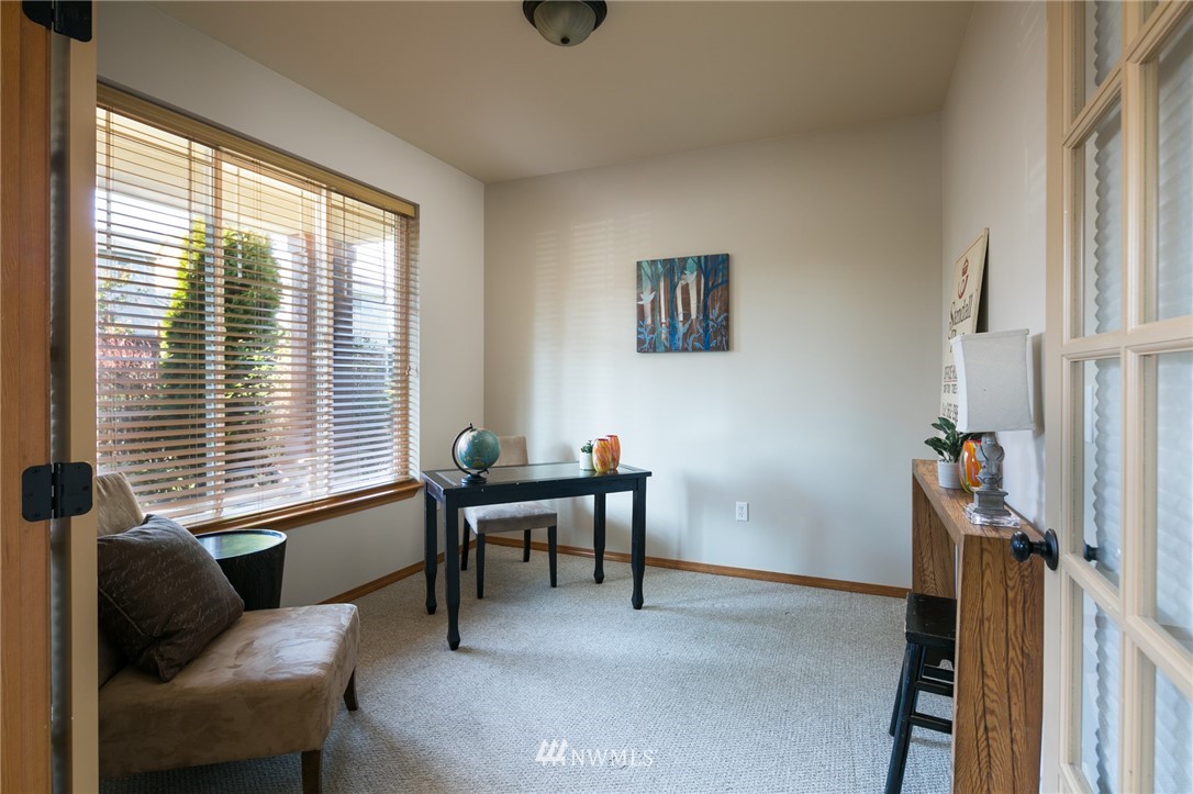22 211th Street Southwest Bothell, WA 98021 - Photo 11 of 15