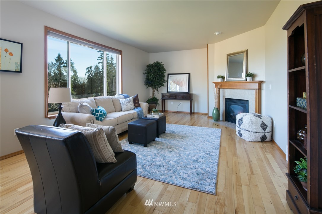 22 211th Street Southwest Bothell, WA 98021 - Photo 7 of 15