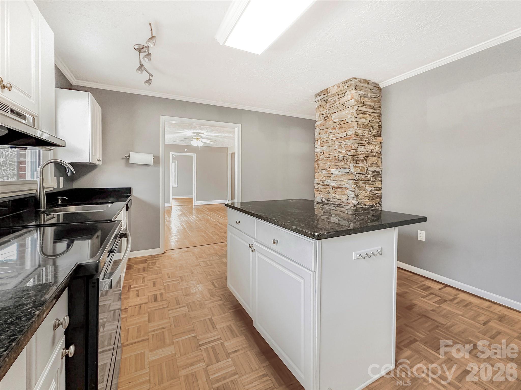 606 Park Avenue Morganton, NC 28655 - Photo 19 of 37