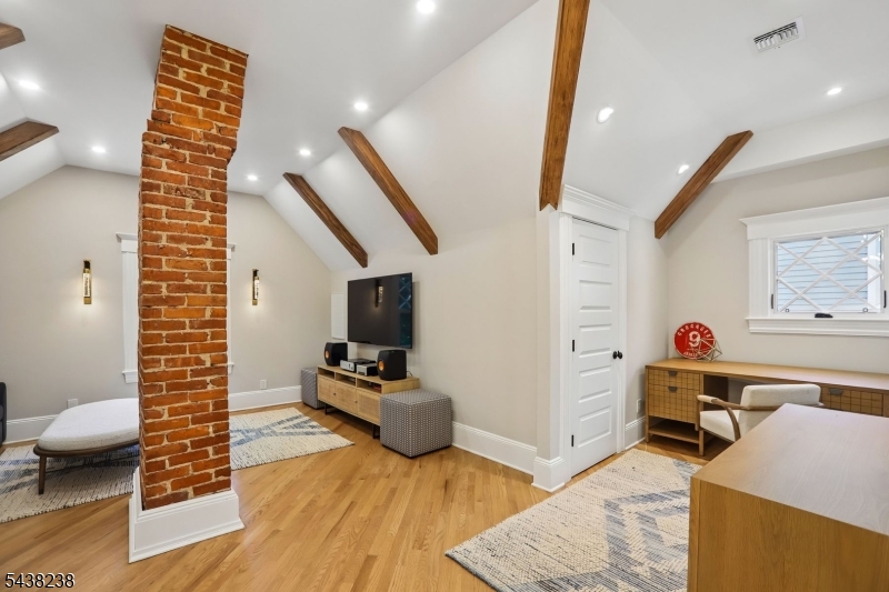 22 Oak Ridge Avenue Summit, NJ 07901 - Photo 32 of 38