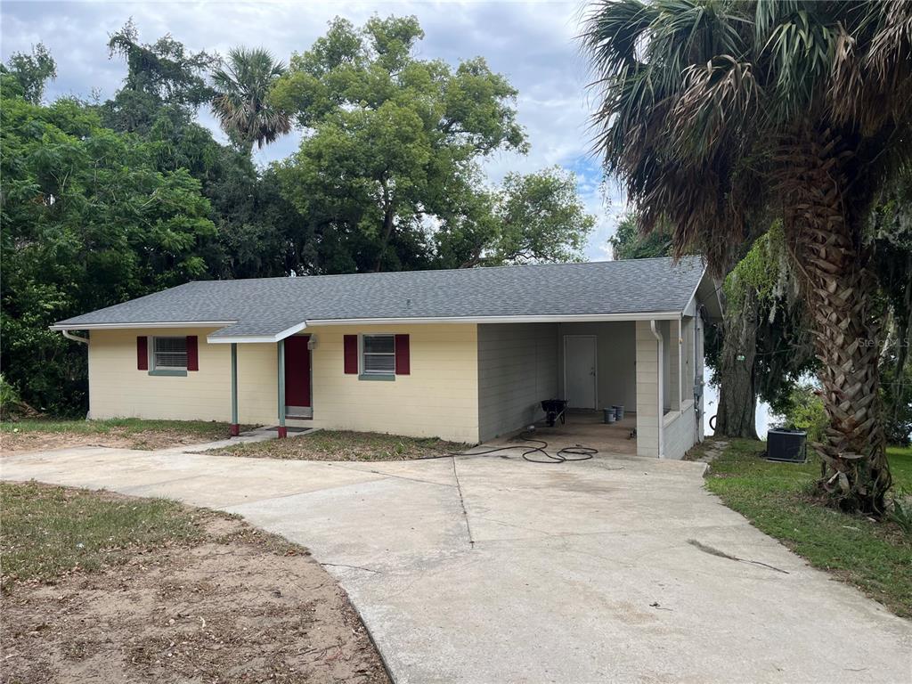 2997 South Grove Street Eustis, FL 32726 - Photo 2 of 12
