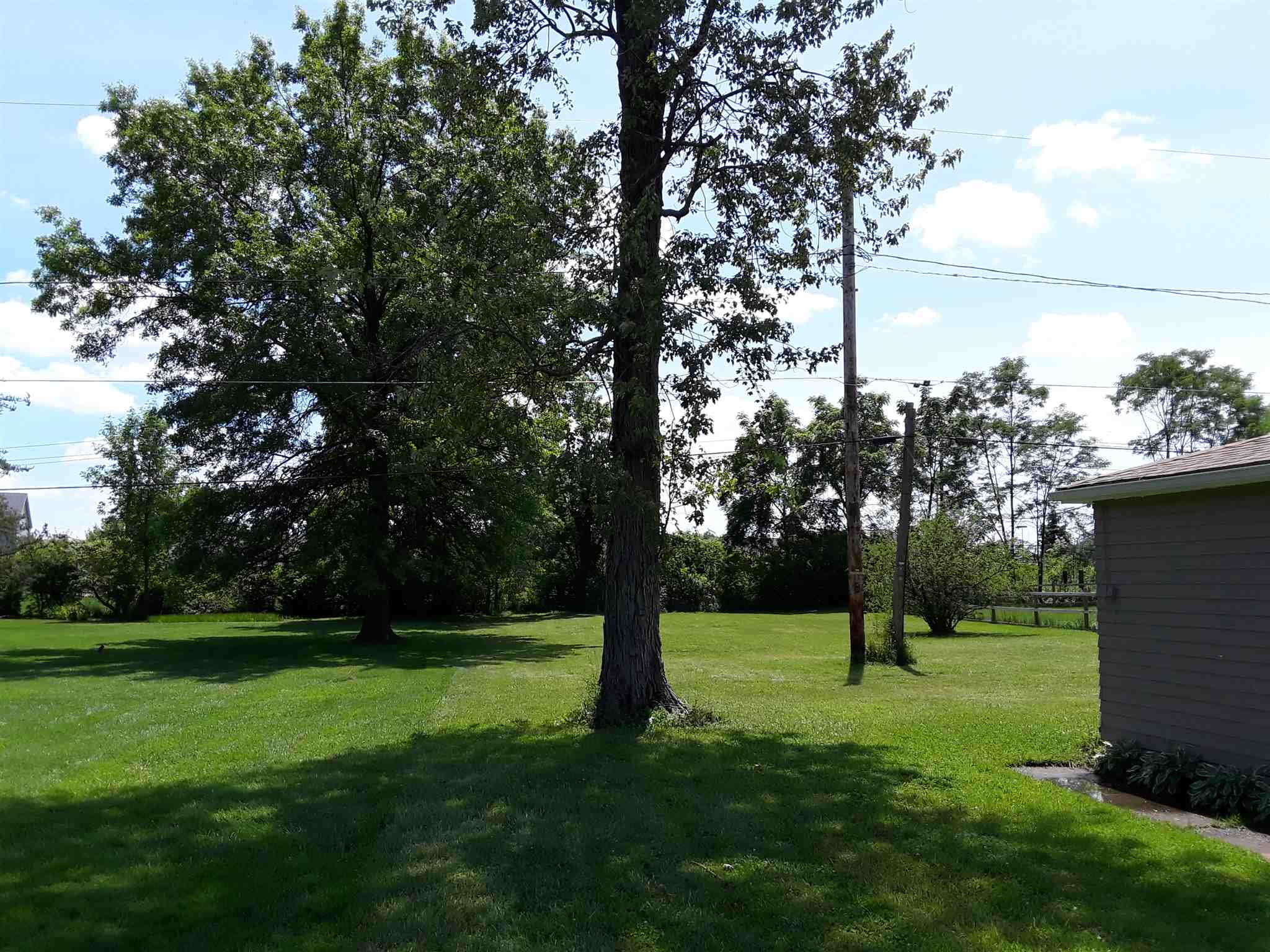 1401 Windsor Road Fort Wayne, IN 46825 - Photo 4 of 19
