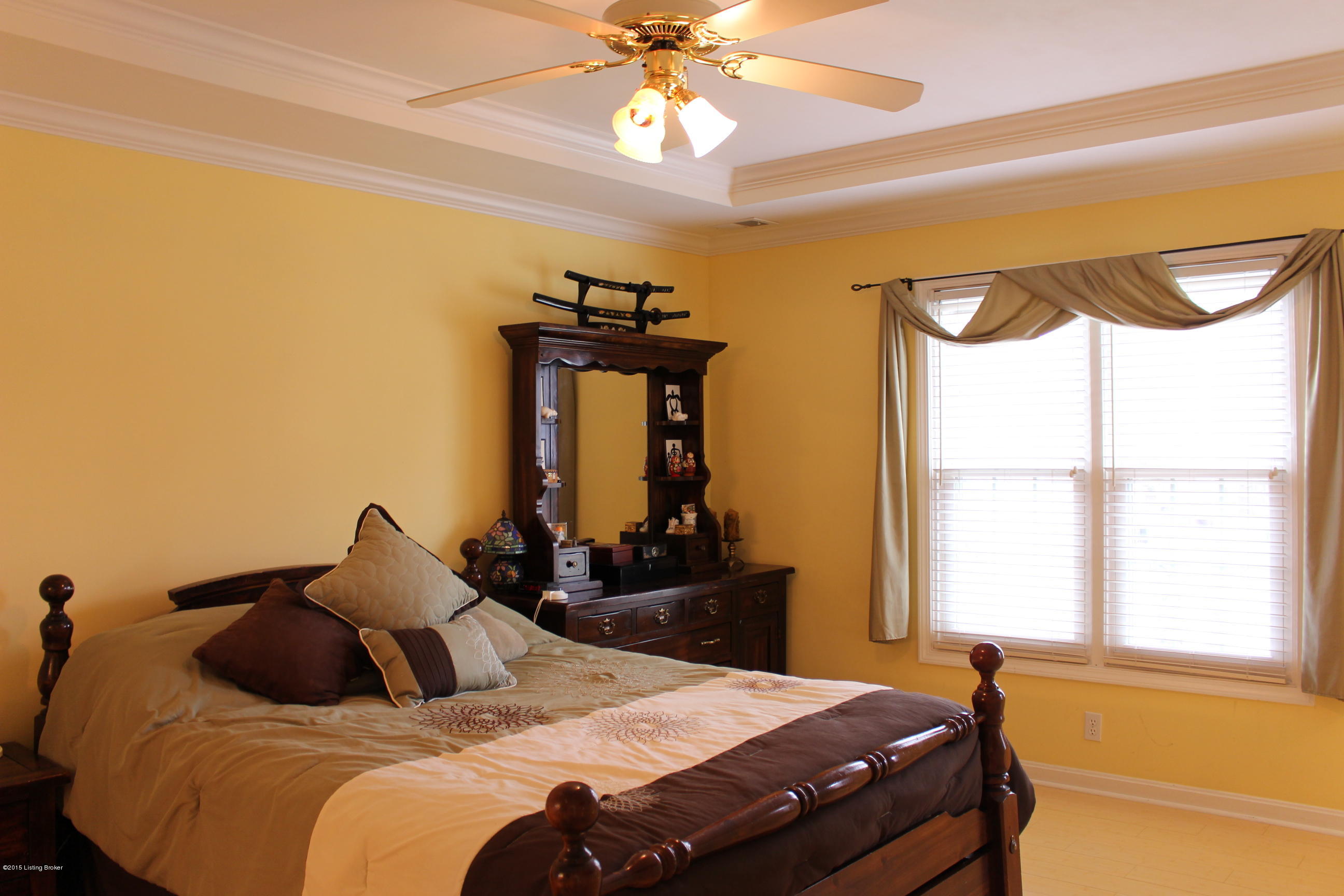 10427 Edgewater Road Louisville, KY 40223 - Photo 26 of 49 Master BR 1.JPG