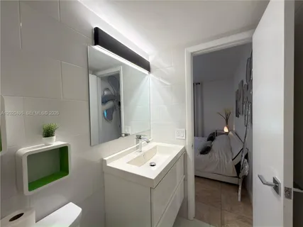 $474,000 | 1001 Three Islands Boulevard, Unit 3331, Hallandale Beach, FL 33009