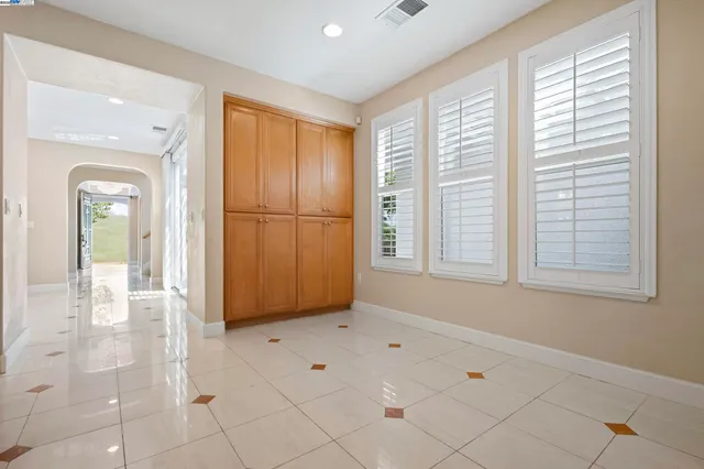 $2,350,000 | 2004 West Lagoon Road, Pleasanton, CA 94566