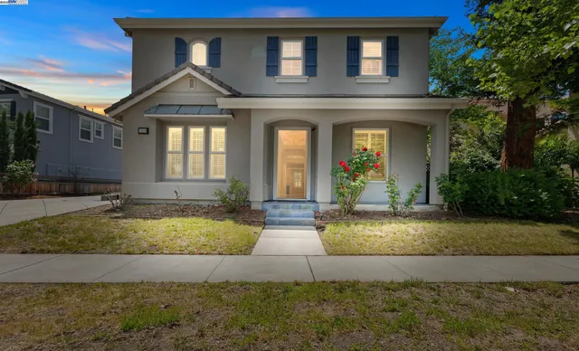 $2,350,000 | 2004 West Lagoon Road, Pleasanton, CA 94566