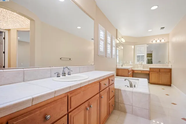 $2,350,000 | 2004 West Lagoon Road, Pleasanton, CA 94566