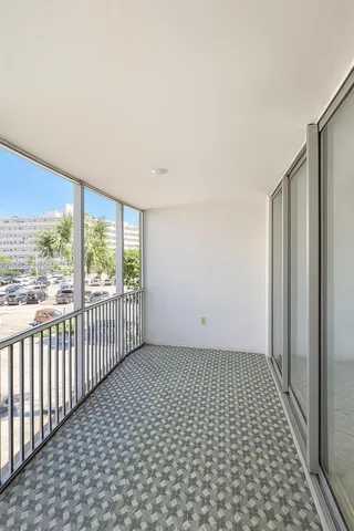 $160,000 | 1710 Northeast 191st Street, Unit 3073, Miami, FL 33179