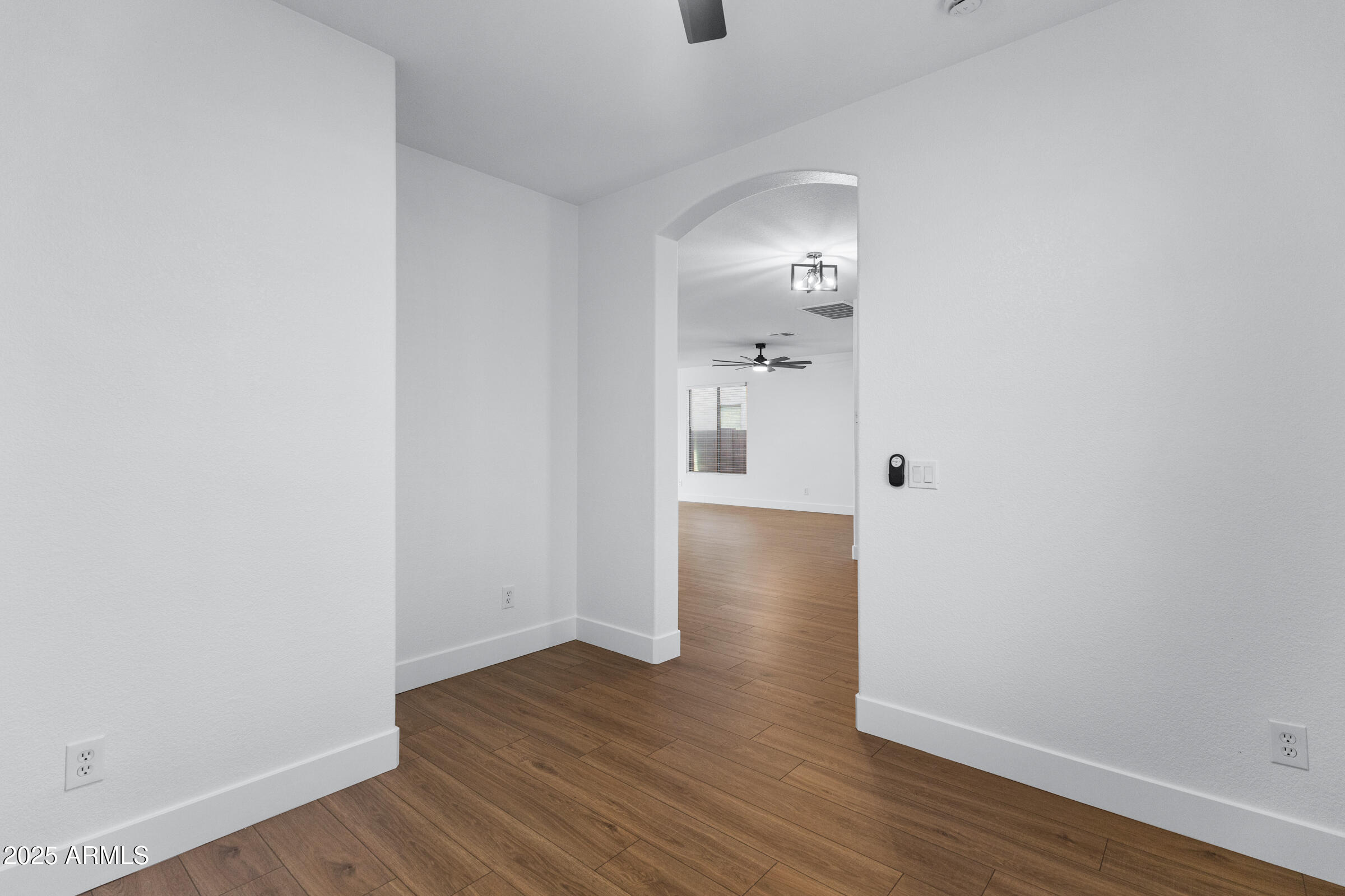 1073 East Estate Road San Tan Valley, AZ 85140 - Photo 8 of 48 1073 E Estate Rd-8