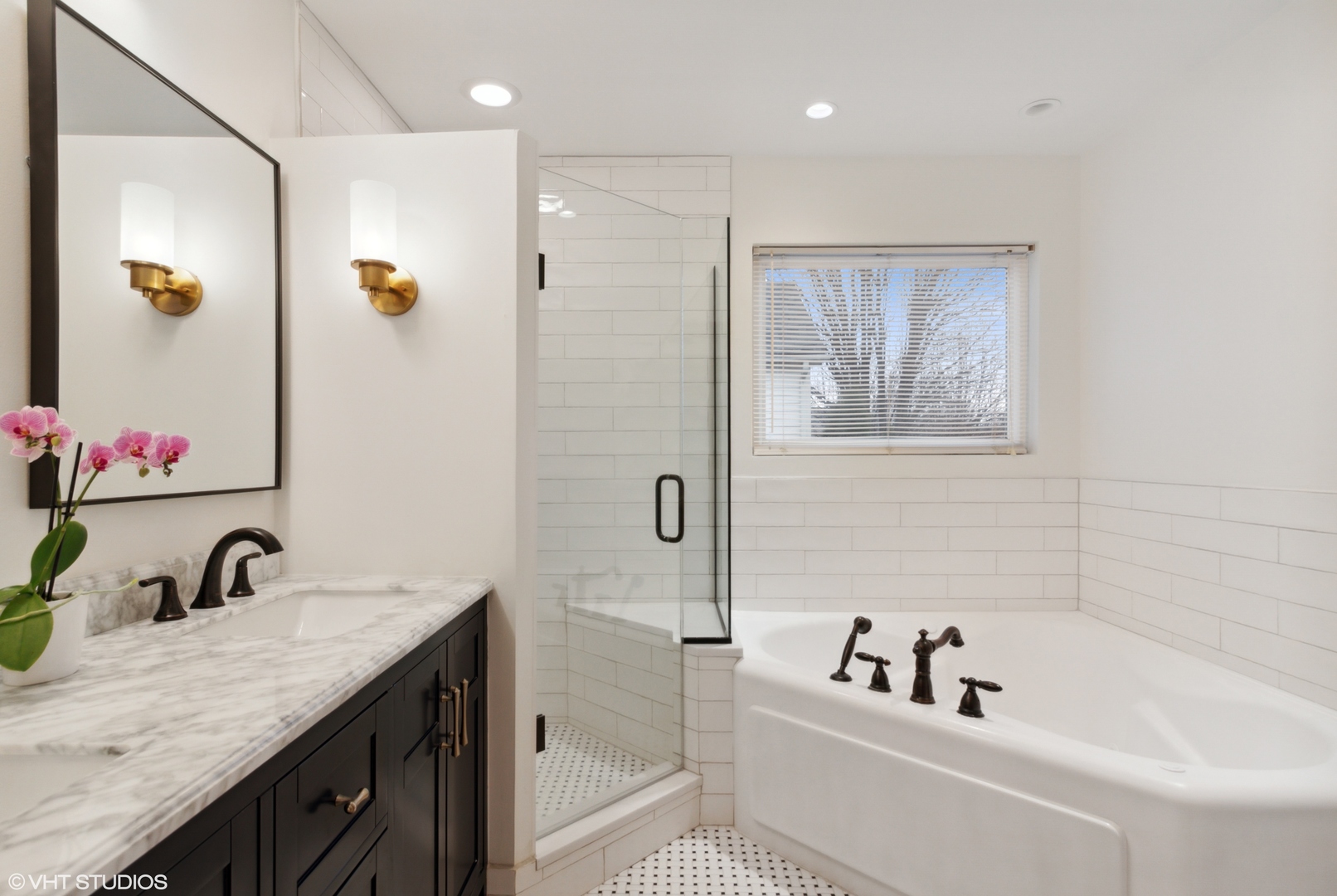 1846 Brookstone Court Romeoville, IL 60446 - Photo 13 of 27 a bathroom with a tub sink and mirror