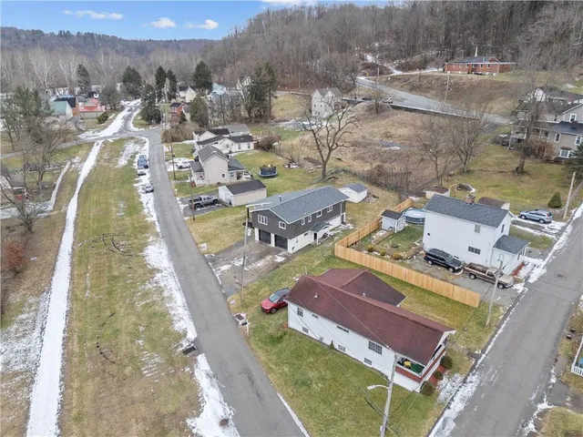 $249,900 | 704 Heath Street, Buena Vista, PA 15018
