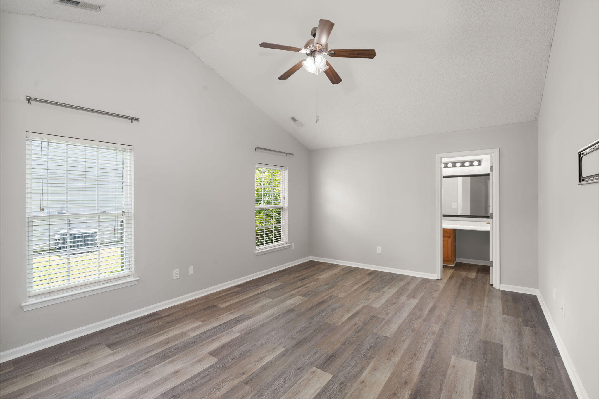 225 Border Road Goose Creek, SC 29445 - Photo 16 of 37