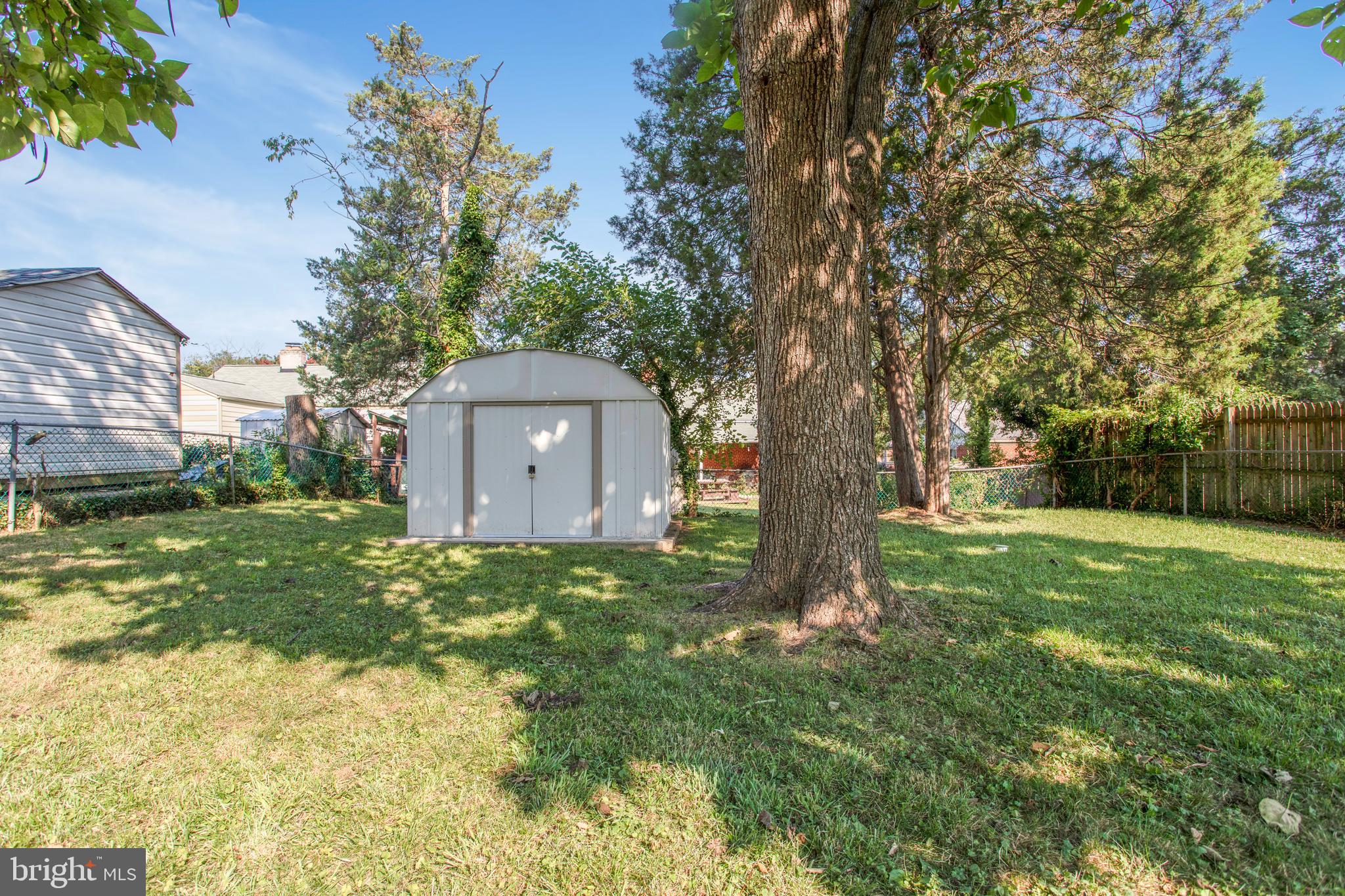 9706 Armistead Road Silver Spring, MD 20903 - Photo 12 of 55 Gallery Image 12