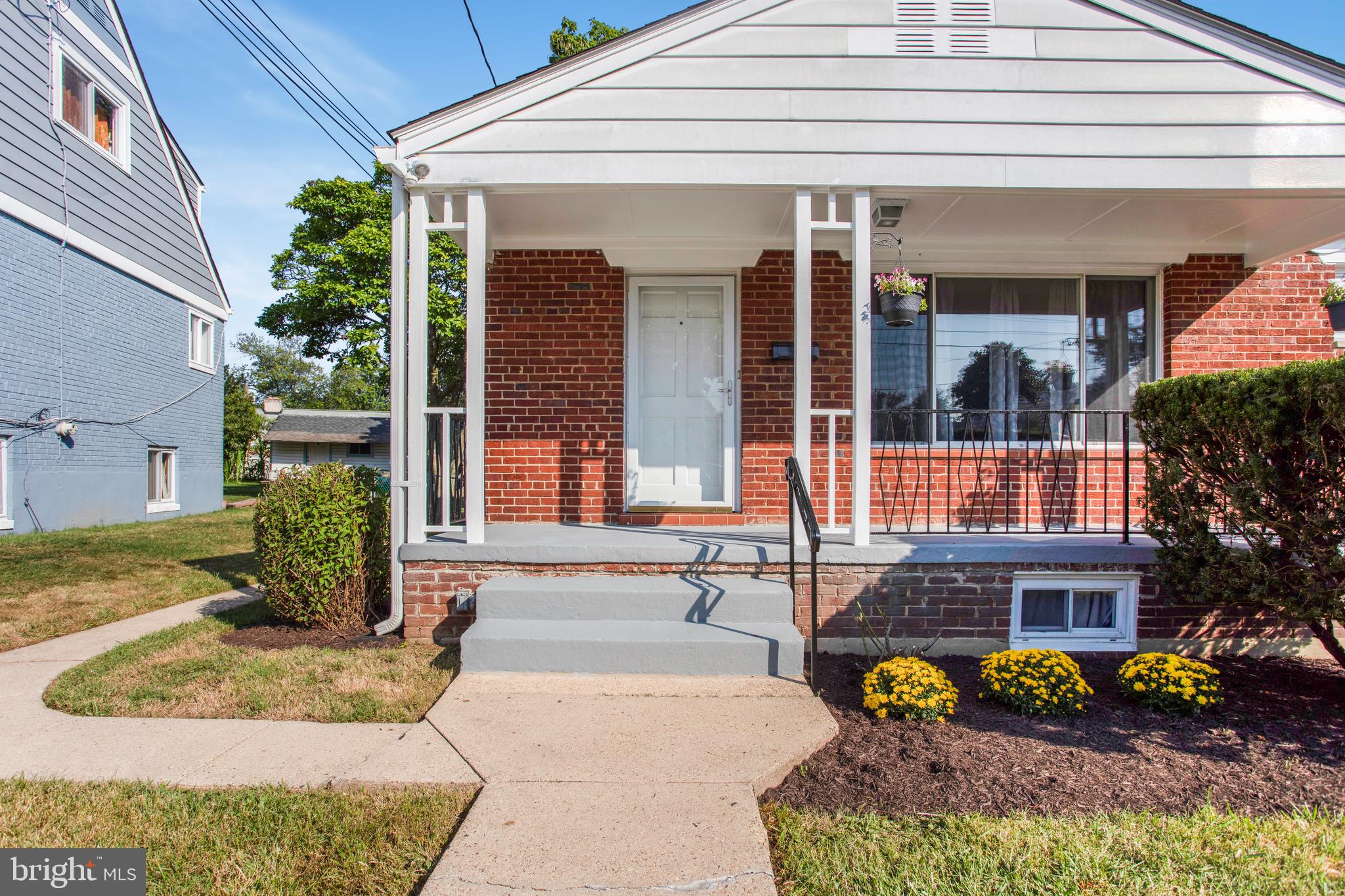 9706 Armistead Road Silver Spring, MD 20903 - Photo 4 of 55 Gallery Image 4