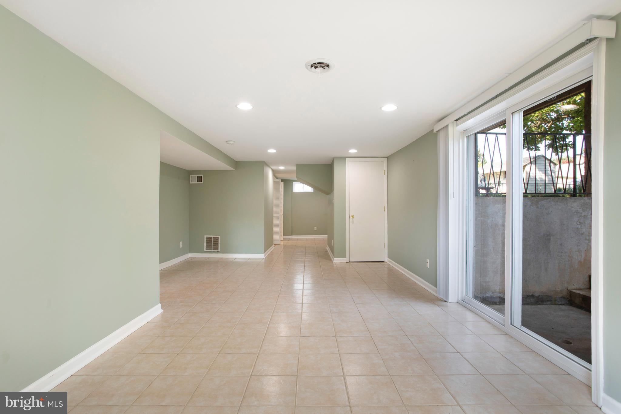 9706 Armistead Road Silver Spring, MD 20903 - Photo 38 of 55 Gallery Image 38