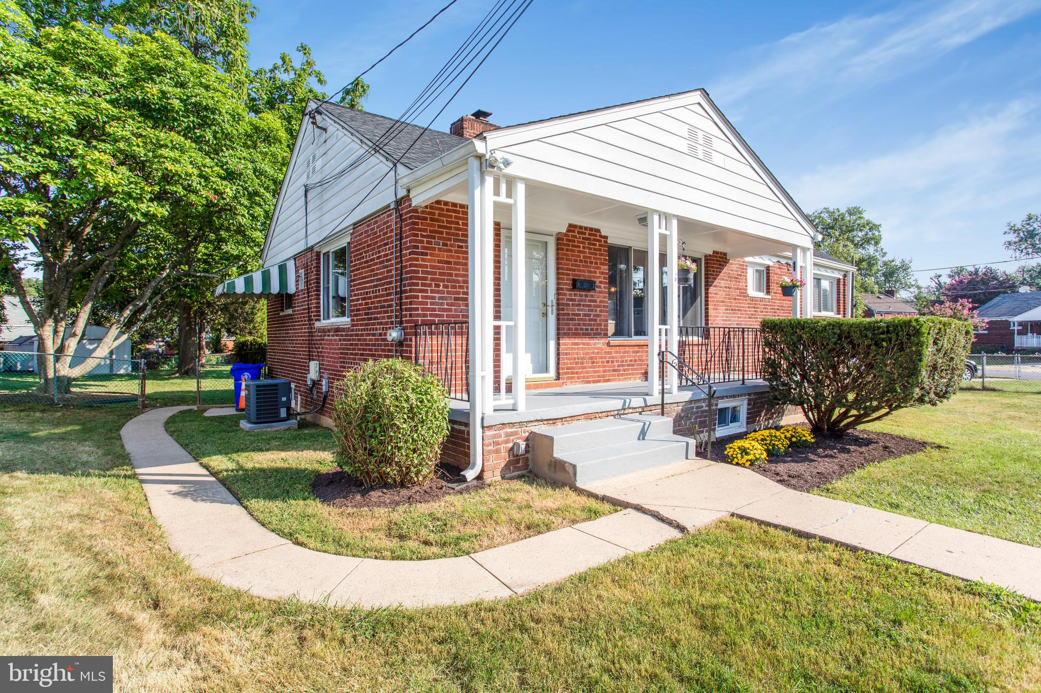 9706 Armistead Road Silver Spring, MD 20903 - Photo 5 of 55 Gallery Image 5