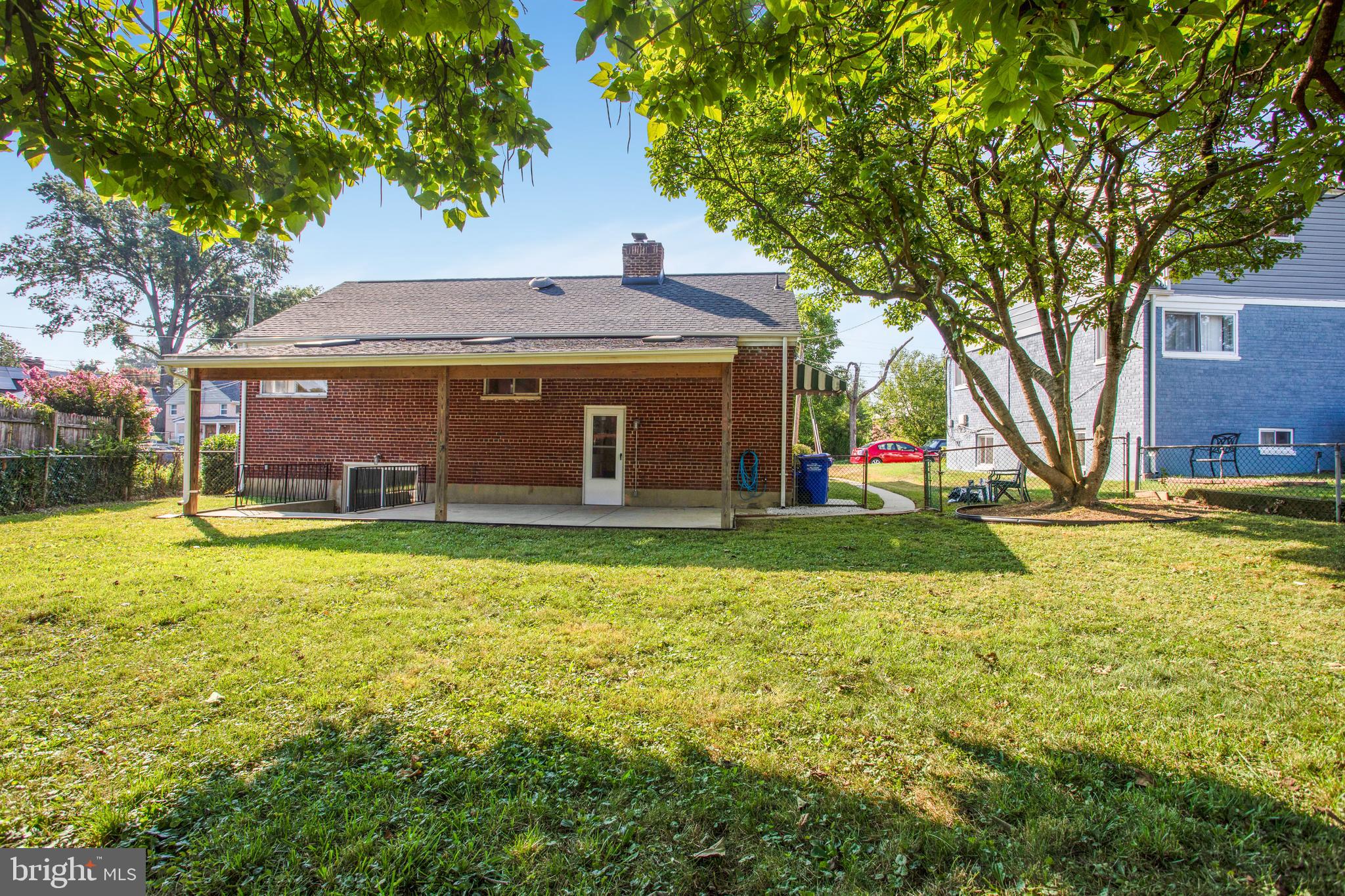 9706 Armistead Road Silver Spring, MD 20903 - Photo 7 of 55 Gallery Image 7