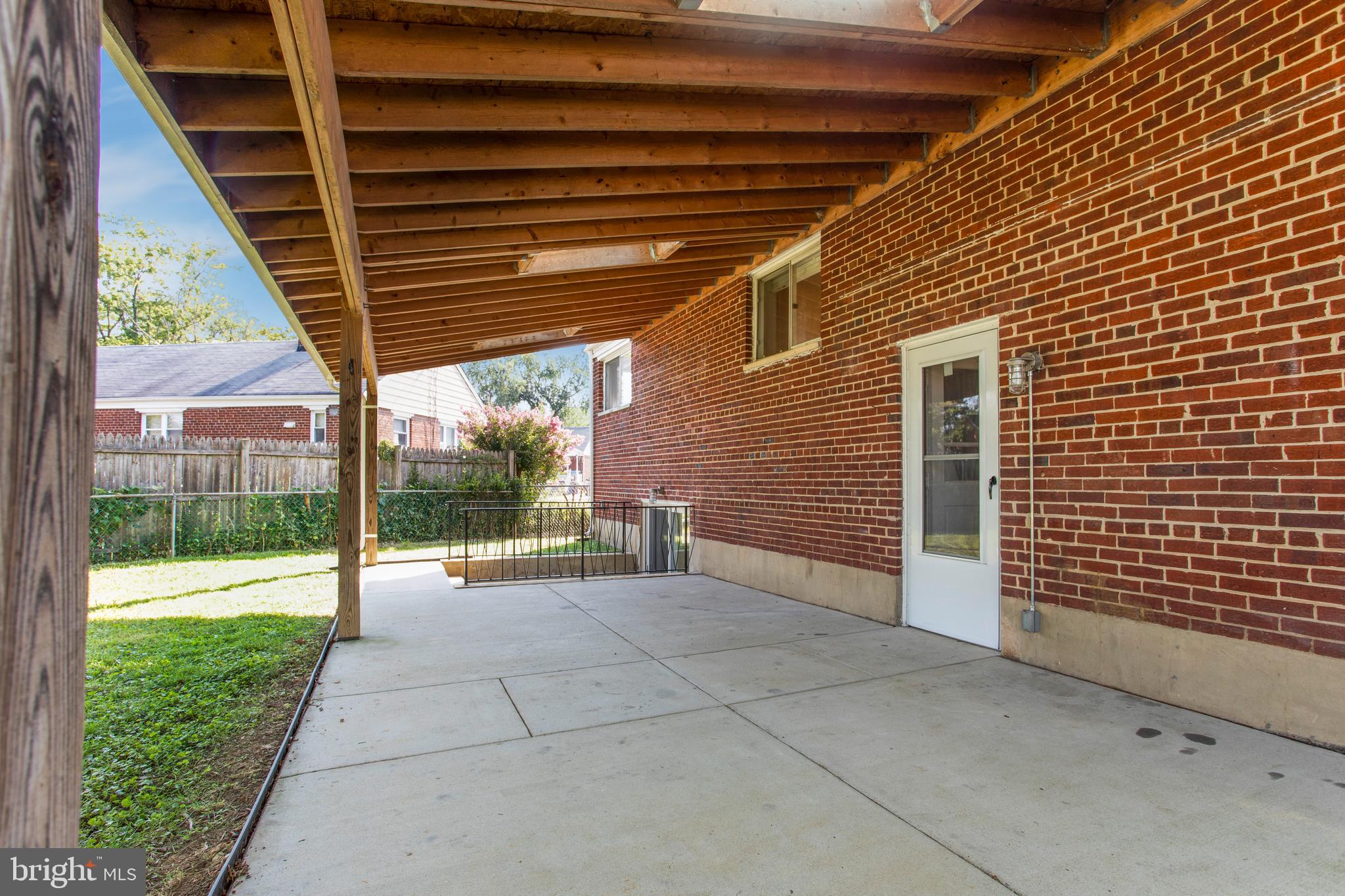 9706 Armistead Road Silver Spring, MD 20903 - Photo 9 of 55 Gallery Image 9