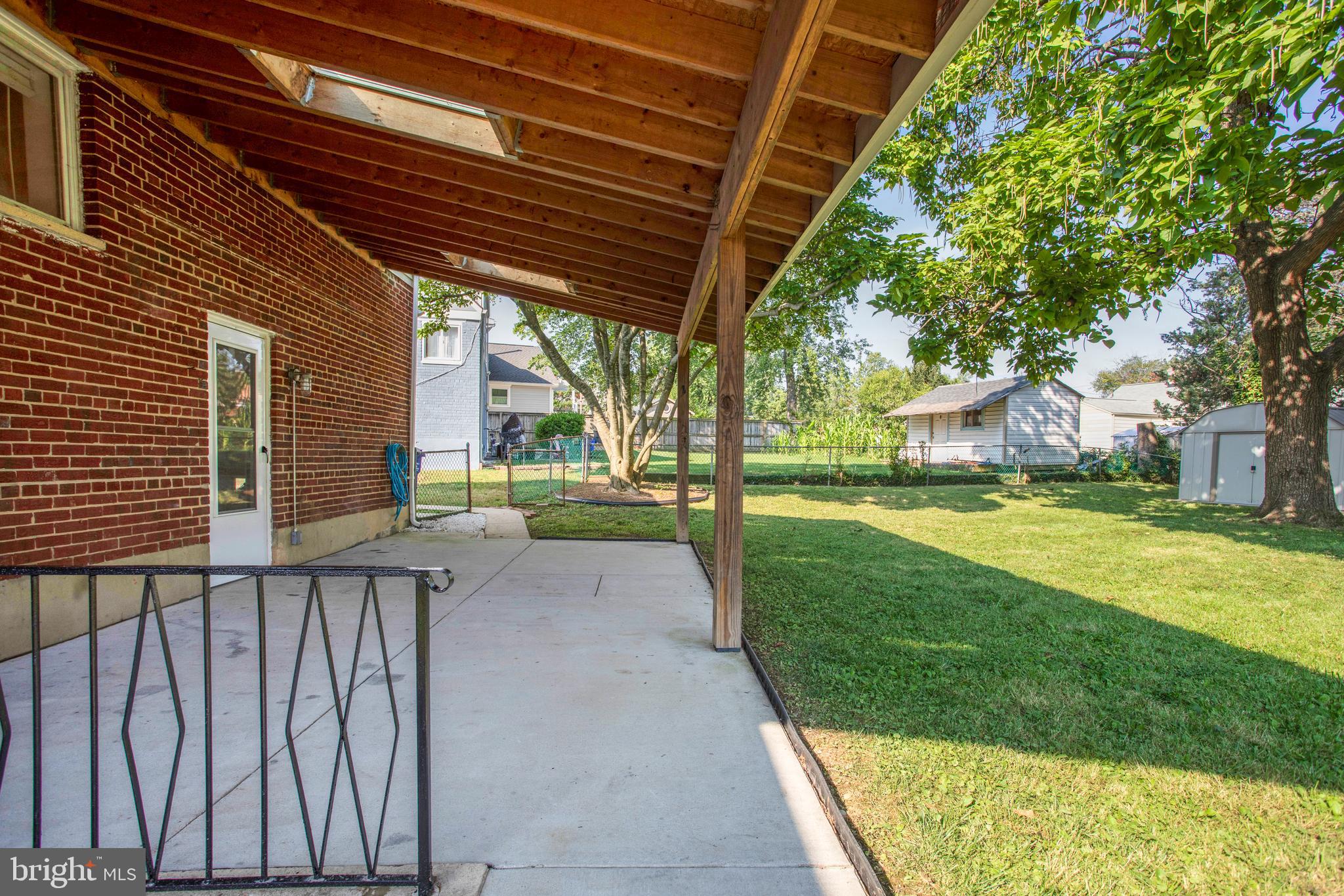 9706 Armistead Road Silver Spring, MD 20903 - Photo 10 of 55 Gallery Image 10