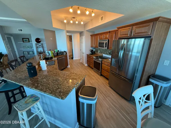 $3,500 | 2801 South Ridgewood Avenue, Unit 409, South Daytona, FL 32119