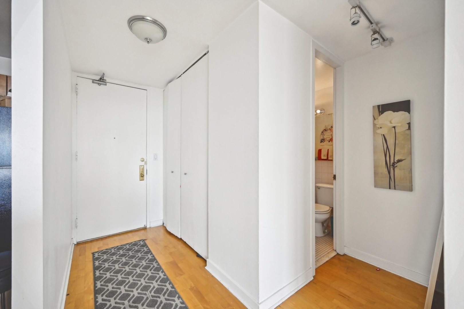 655 West Irving Park Road, Unit 2307 Chicago, IL 60613 - Photo 16 of 28 Gallery Image 16
