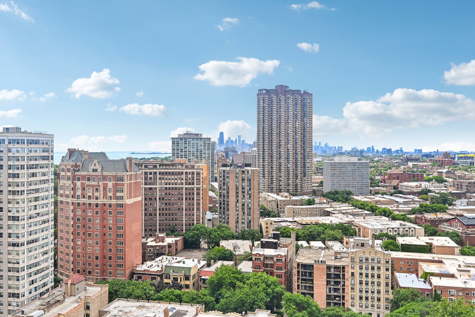 655 West Irving Park Road, Unit 2307 Chicago, IL 60613 - Photo 22 of 28 Gallery Image 22