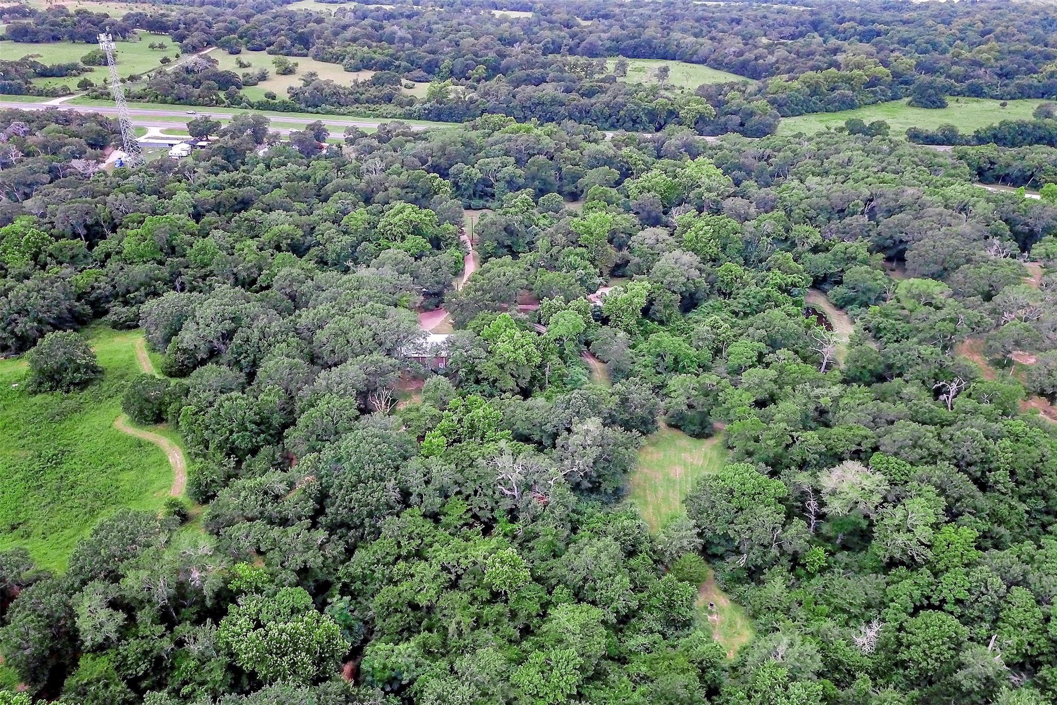 28030 Highway 6 Hempstead, TX 77445 - Photo 48 of 50 an aerial view of a houses with a yard