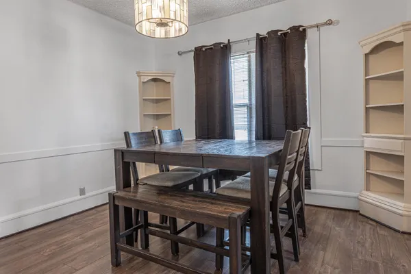 $149,000 | 1615 15th Avenue, Rockford, IL 61104