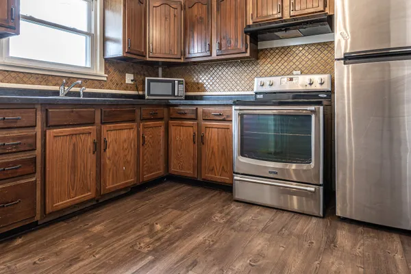 $149,000 | 1615 15th Avenue, Rockford, IL 61104