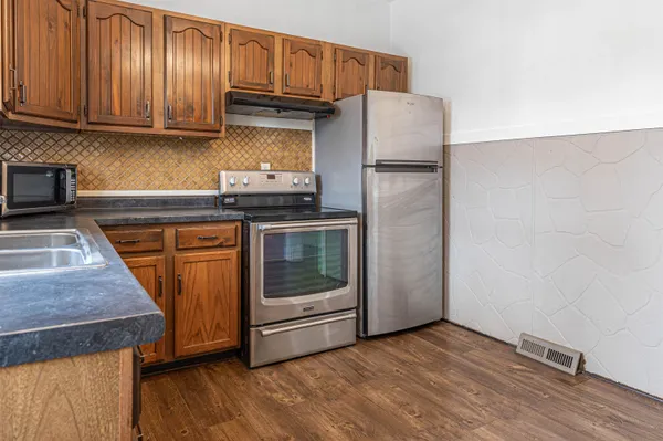 $149,000 | 1615 15th Avenue, Rockford, IL 61104