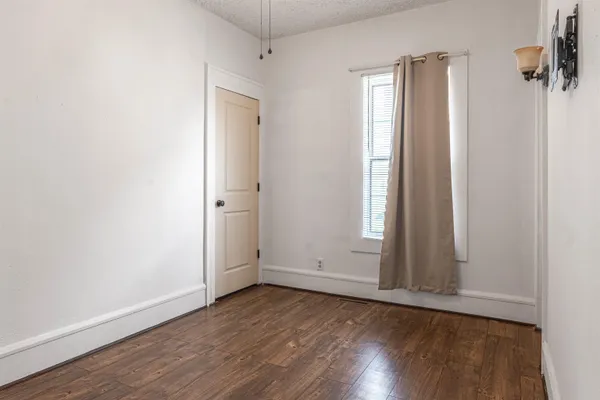 $149,000 | 1615 15th Avenue, Rockford, IL 61104