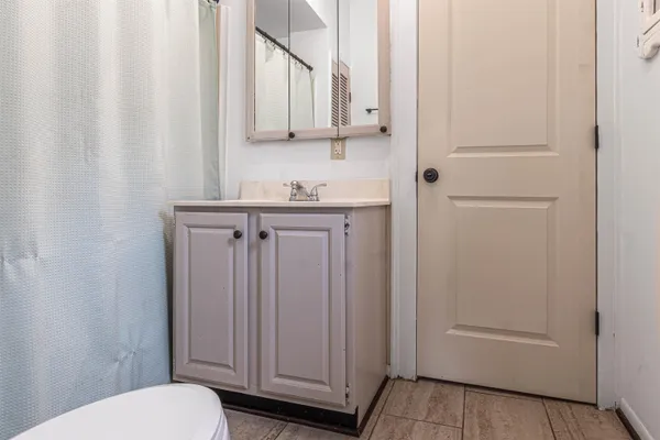 $149,000 | 1615 15th Avenue, Rockford, IL 61104