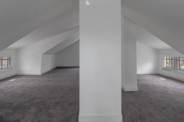 $149,000 | 1615 15th Avenue, Rockford, IL 61104