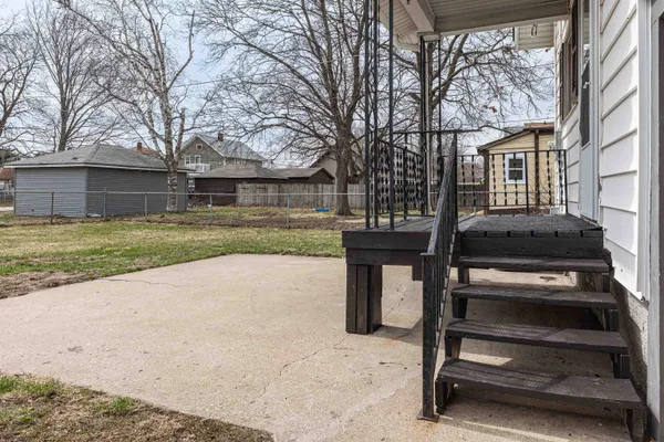 $149,000 | 1615 15th Avenue, Rockford, IL 61104