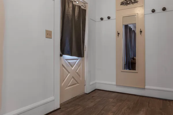 $149,000 | 1615 15th Avenue, Rockford, IL 61104