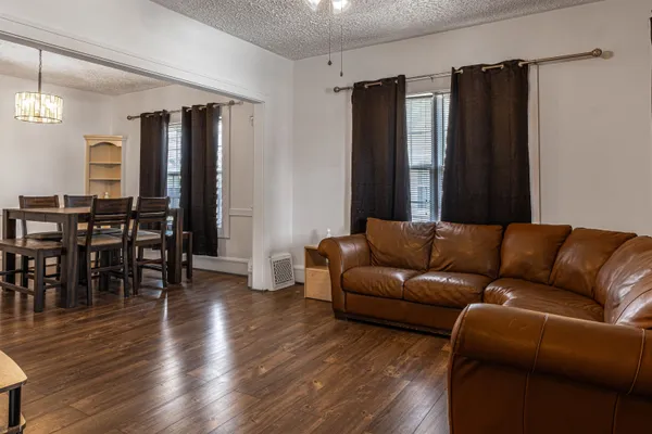 $149,000 | 1615 15th Avenue, Rockford, IL 61104