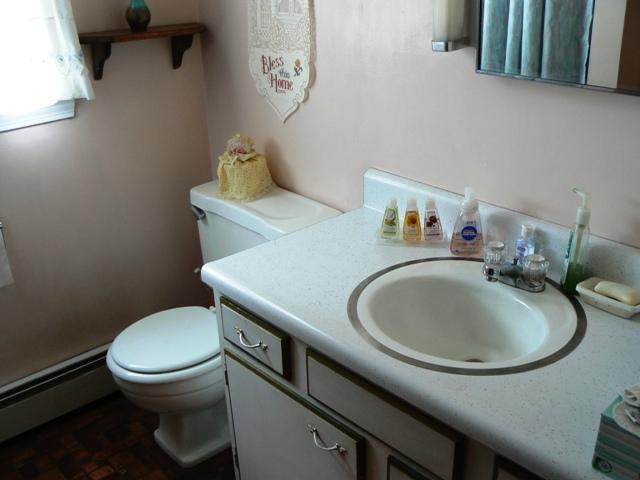392 Neck Road South China, ME 04358 - Photo 21 of 30 Bathroom.