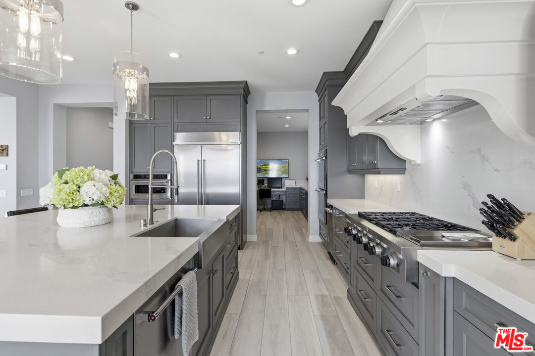 20168 Cromwell Way Porter Ranch, CA 91326 - Photo 14 of 75