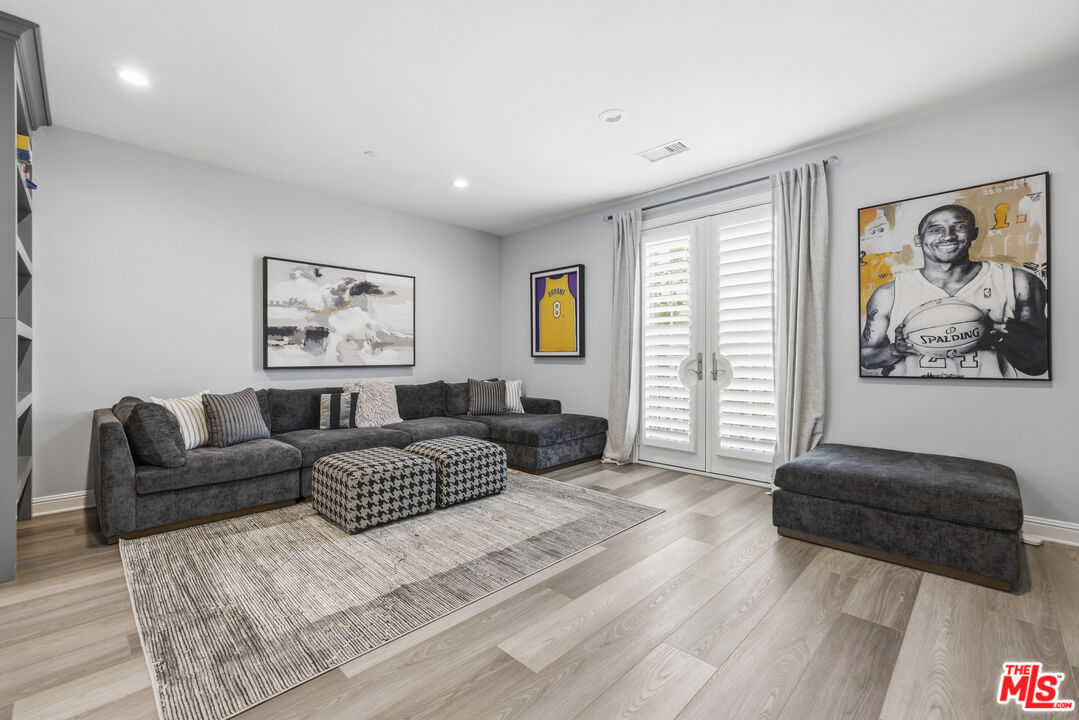 20168 Cromwell Way Porter Ranch, CA 91326 - Photo 27 of 75