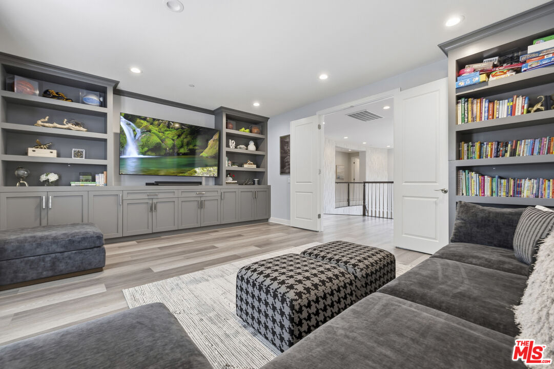 20168 Cromwell Way Porter Ranch, CA 91326 - Photo 28 of 75